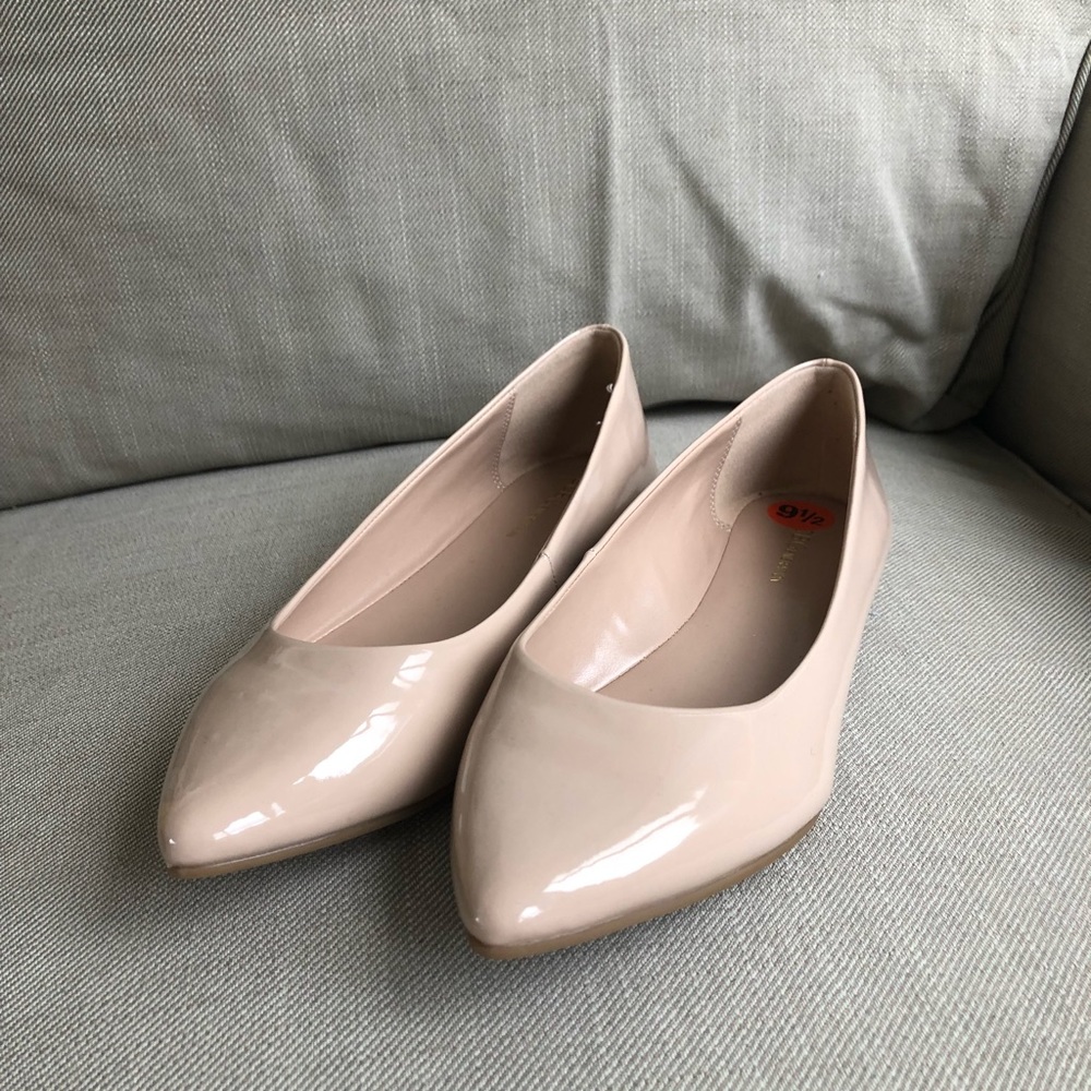 Nude flats